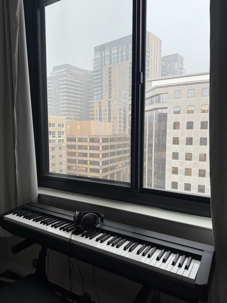 new headphones for my piano 😻